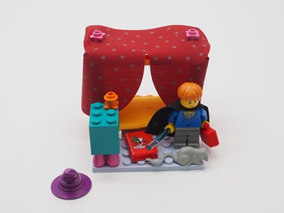 Lot 88 - LEGO HARRY POTTER 4722 - Philosopher's Stone -...
