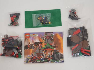 Lot 90 - LEGO SYSTEM NINJA 6088 - Castle - Robber's...