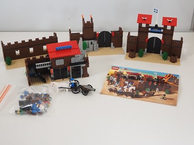 Lot 94 - LEGO SYSTEM WESTERN 6769 - Fort Legoredo -...