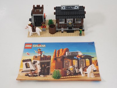 Lot 95 - LEGO SYSTEM WESTERN 6755 - Sheriff's Lock-Up -...