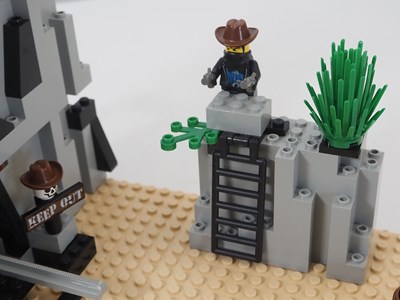 Lot 96 - LEGO SYSTEM WESTERN 6761 - Bandit's Secret...