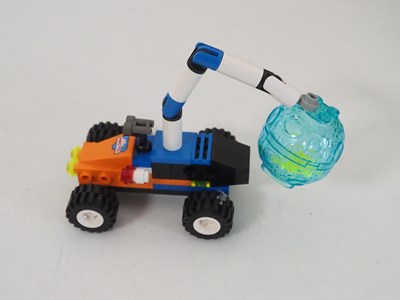 Lot 113 - LEGO ARTIC 6573 - Arctic Expedition together...