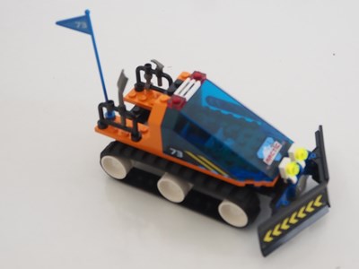 Lot 113 - LEGO ARTIC 6573 - Arctic Expedition together...