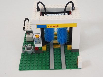 Lot 115 - LEGO SYSTEM 1255 - City - Shell Car Wash -...