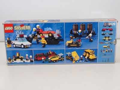 Lot 123 - LEGO SYSTEM 2126 - Train Cars - box open and...