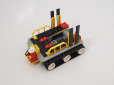 Lot 130 - LEGO SYSTEM SPACE 6456 - Mission Control -...