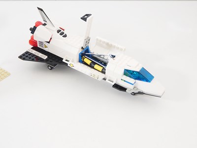 Lot 130 - LEGO SYSTEM SPACE 6456 - Mission Control -...