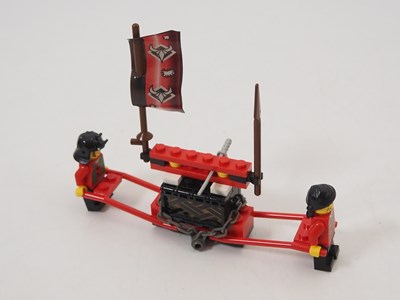 Lot 141 - LEGO SYSTEM NINJA 6033 - Treasure Transport -...