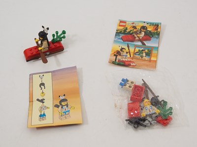 Lot 143 - LEGO SYSTEM WESTERN 2846  - A pair of Indian...