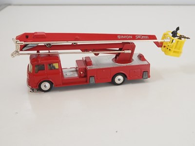 Lot 30 - A CORGI MAJOR 1127 Simon Snorkel Fire Engine -...