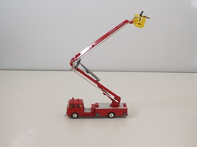 Lot 30 - A CORGI MAJOR 1127 Simon Snorkel Fire Engine -...