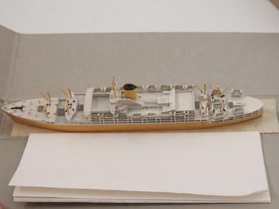 Lot 42 - A group of diecast ships by various...