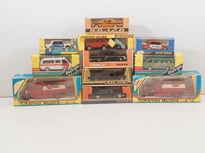 Lot 45 - A tray of various diecast vehicles all...