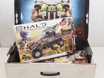 Lot 213 - A large MEGA BLOKS Halo set together with two...