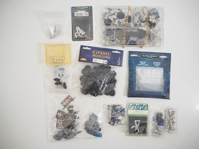 Lot 216 - A crate of Warhammer 40000 sets and...