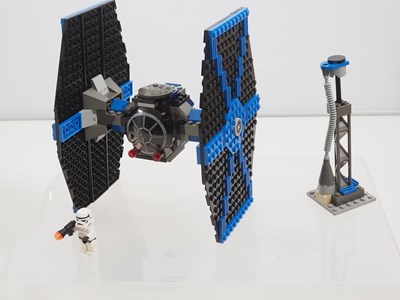 Lot 253 - STAR WARS LEGO - A group of 2003 issued sets...
