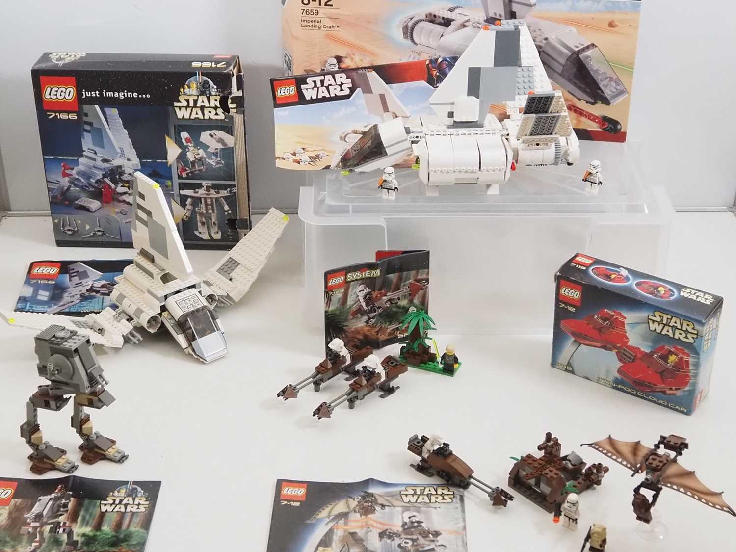 Lot 254 - STAR WARS LEGO - A group of 2003 issued sets...