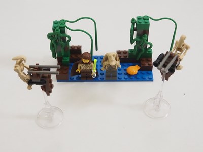 Lot 256 - STAR WARS LEGO - A group of 1999 issued sets...