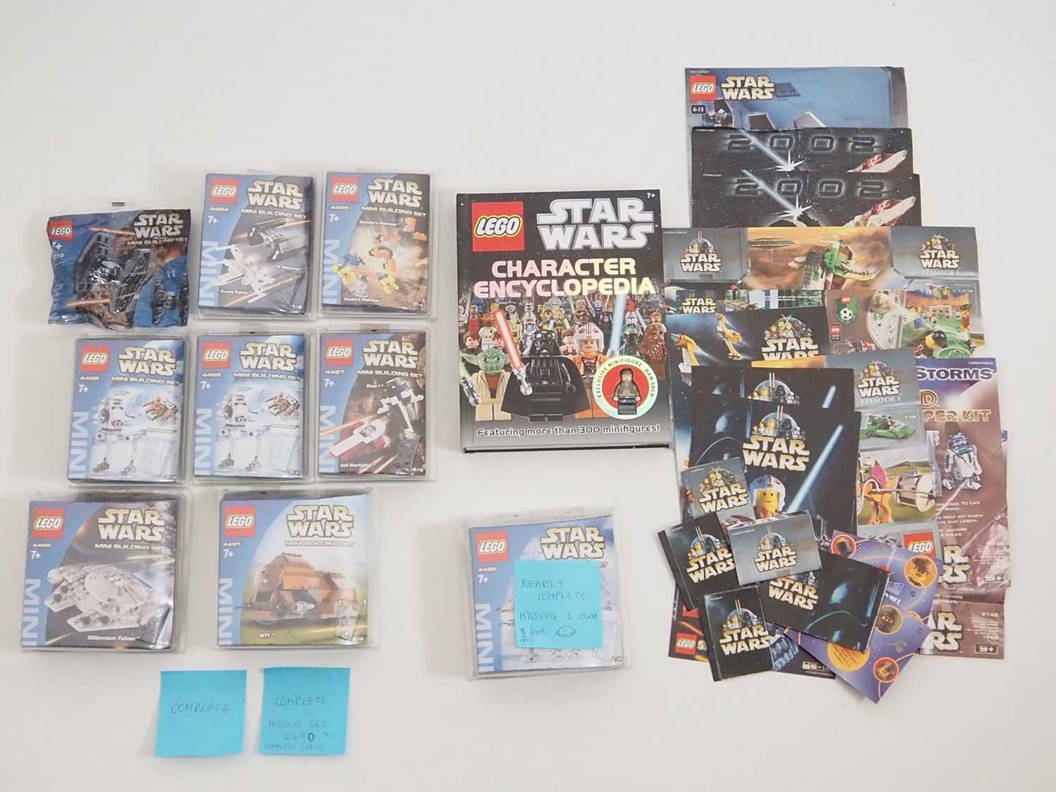 Lot 259 - STAR WARS LEGO - A group of Star Wars Mini...