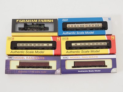 Lot 279 - A group of N gauge GWR rolling stock...