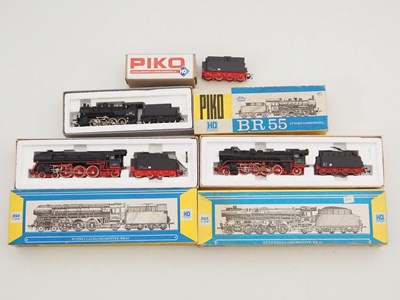 Lot 302 - A group of HO gauge German Outline steam...
