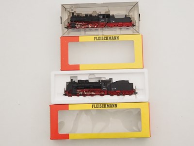 Lot 308 - A pair of FLEISCHMANN HO gauge German Outline...
