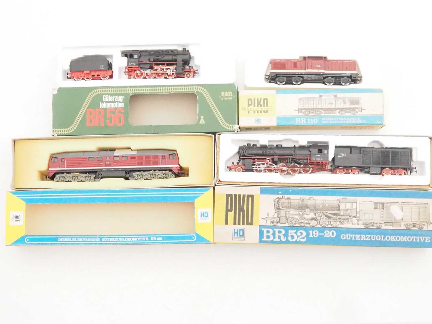 Lot 322 - A group of PIKO HO gauge German Outline...