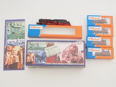 Lot 331 - A ROCO HO gauge 43145 goods train pack...