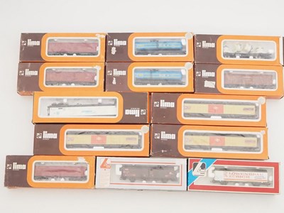 Lot 342 - A group of HO gauge LIMA European Outline...