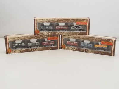 Lot 424 - A group of BACHMANN OO gauge Coal Traders...