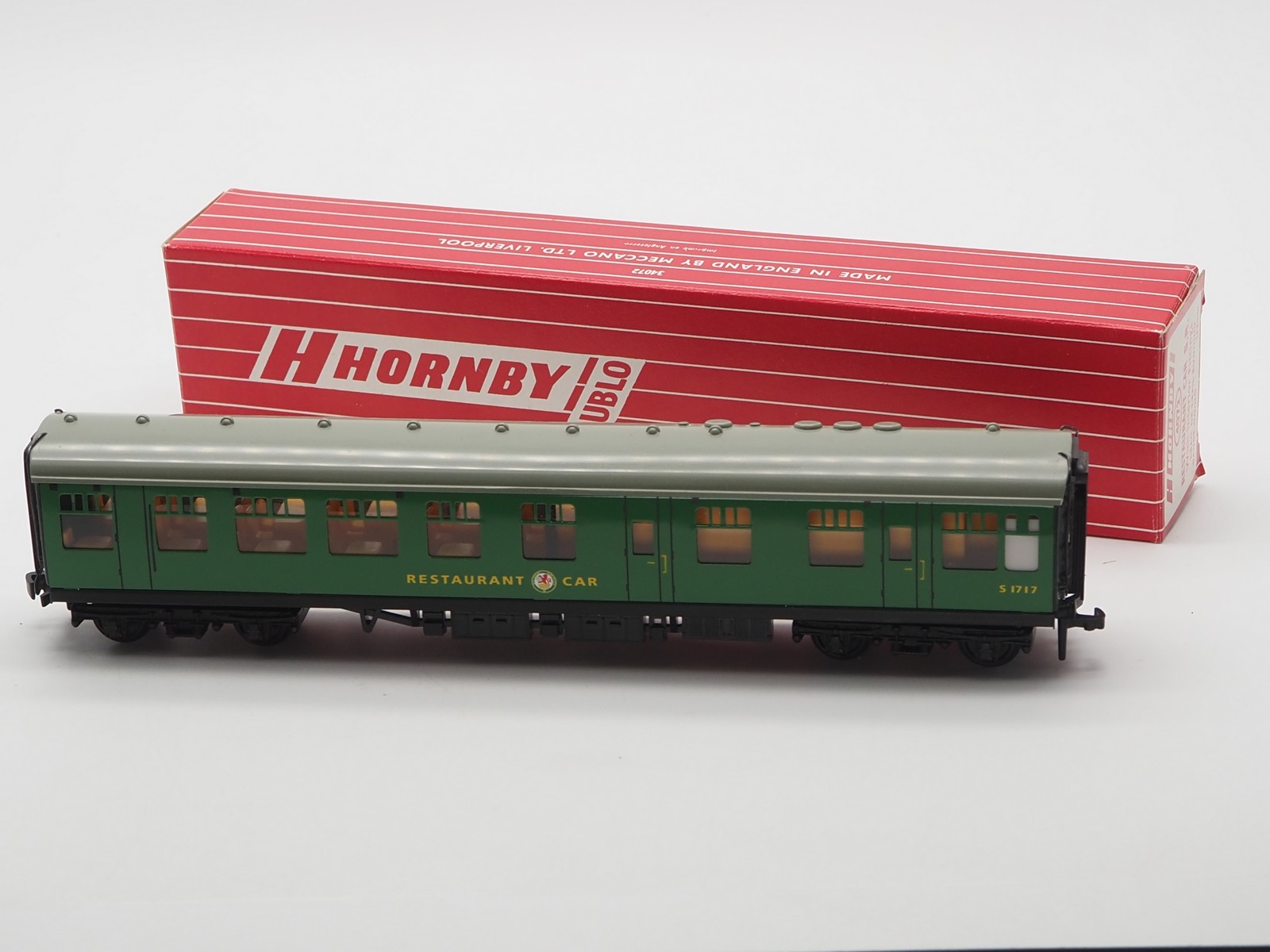 Lot 469 - A OO gauge 'HORNBY DUBLO NEVERWAZZA' by