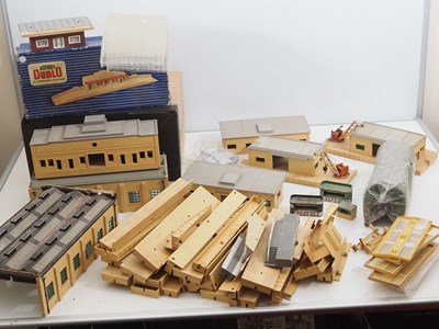 Lot 480 - A group of three large trays of HORNBY DUBLO...