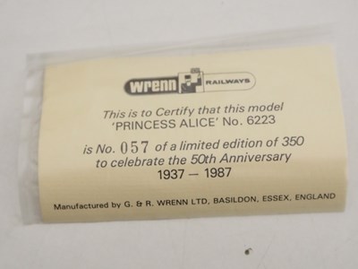 Lot 500 - A WRENN OO gauge W2401 limited edition Duchess...