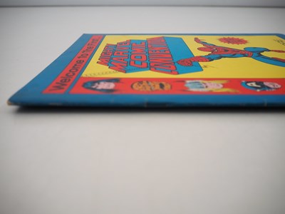 Lot 63 - 1975 MIGHTY MARVEL COMIC CONVENTION PROGRAM...
