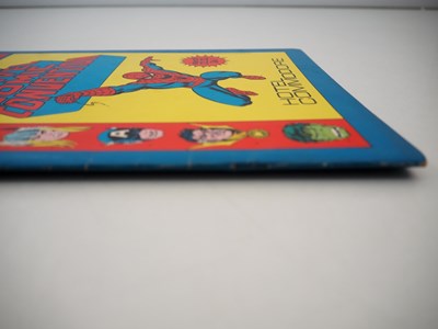 Lot 63 - 1975 MIGHTY MARVEL COMIC CONVENTION PROGRAM...