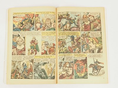 Lot 263 - MARVEL SUPER-HEROES: CAPTAIN MARVEL #13 (1968 -...