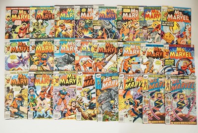 Lot 264 - MS. MARVEL #1, 2, 3, 4, 5, 6, 7, 8, 9, 10, 11,...