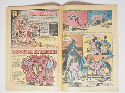 Lot 360 - BATMAN #251 (1973 - DC) - Classic Joker cover...