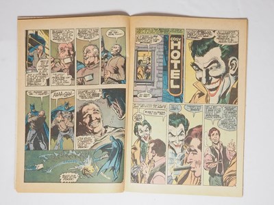 Lot 360 - BATMAN #251 (1973 - DC) - Classic Joker cover...
