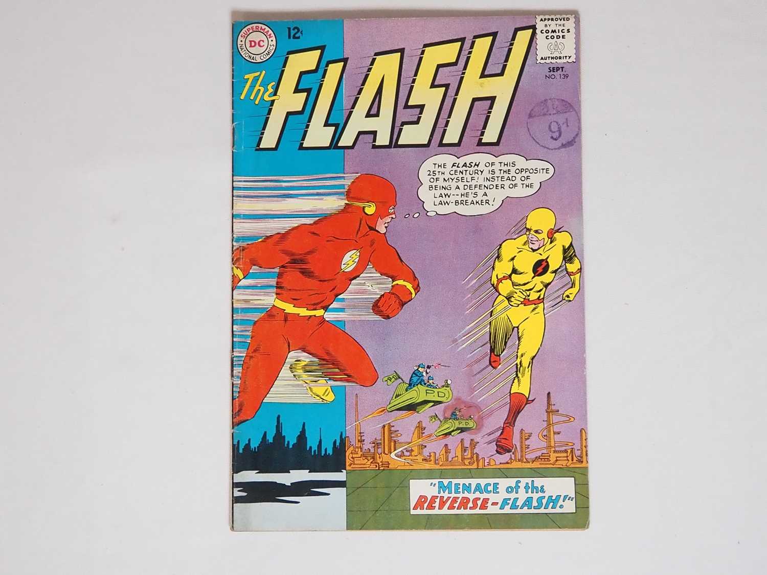 Lot 384 - FLASH #139 (1963 - DC) - The first appearance...