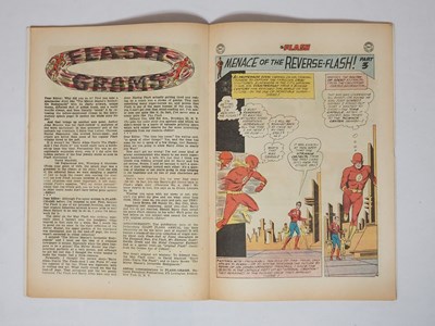 Lot 384 - FLASH #139 (1963 - DC) - The first appearance...