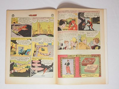 Lot 384 - FLASH #139 (1963 - DC) - The first appearance...