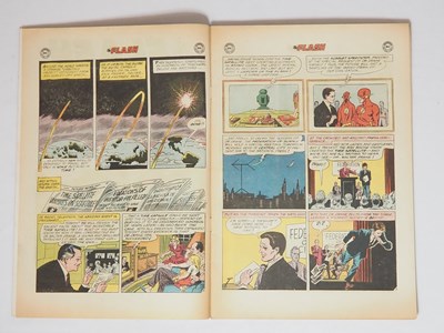 Lot 384 - FLASH #139 (1963 - DC) - The first appearance...
