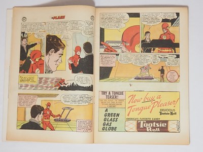 Lot 384 - FLASH #139 (1963 - DC) - The first appearance...