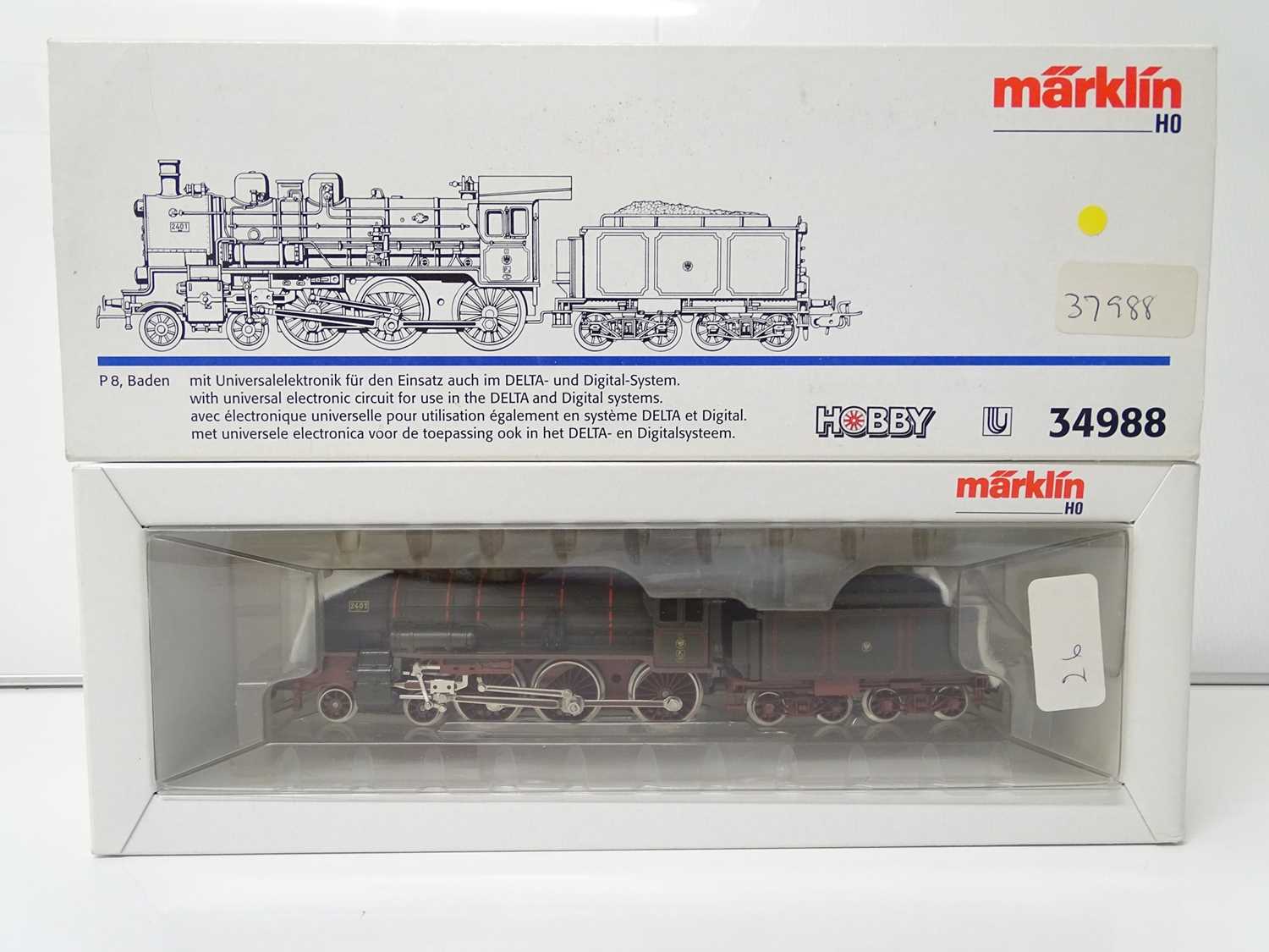 Lot 108 - HO SCALE MODEL RAILWAYS: A MARKLIN 34988 Baden...