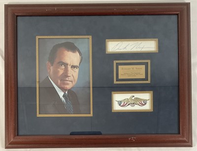 Lot 381 - AUTOGRAPHS - A RICHARD NIXON signed postcard,...