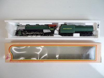 Lot 127 - HO SCALE MODEL RAILWAYS: A MEHANO American...