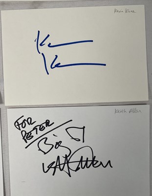 Lot 405 - A large quantity of autograph cards signed by...