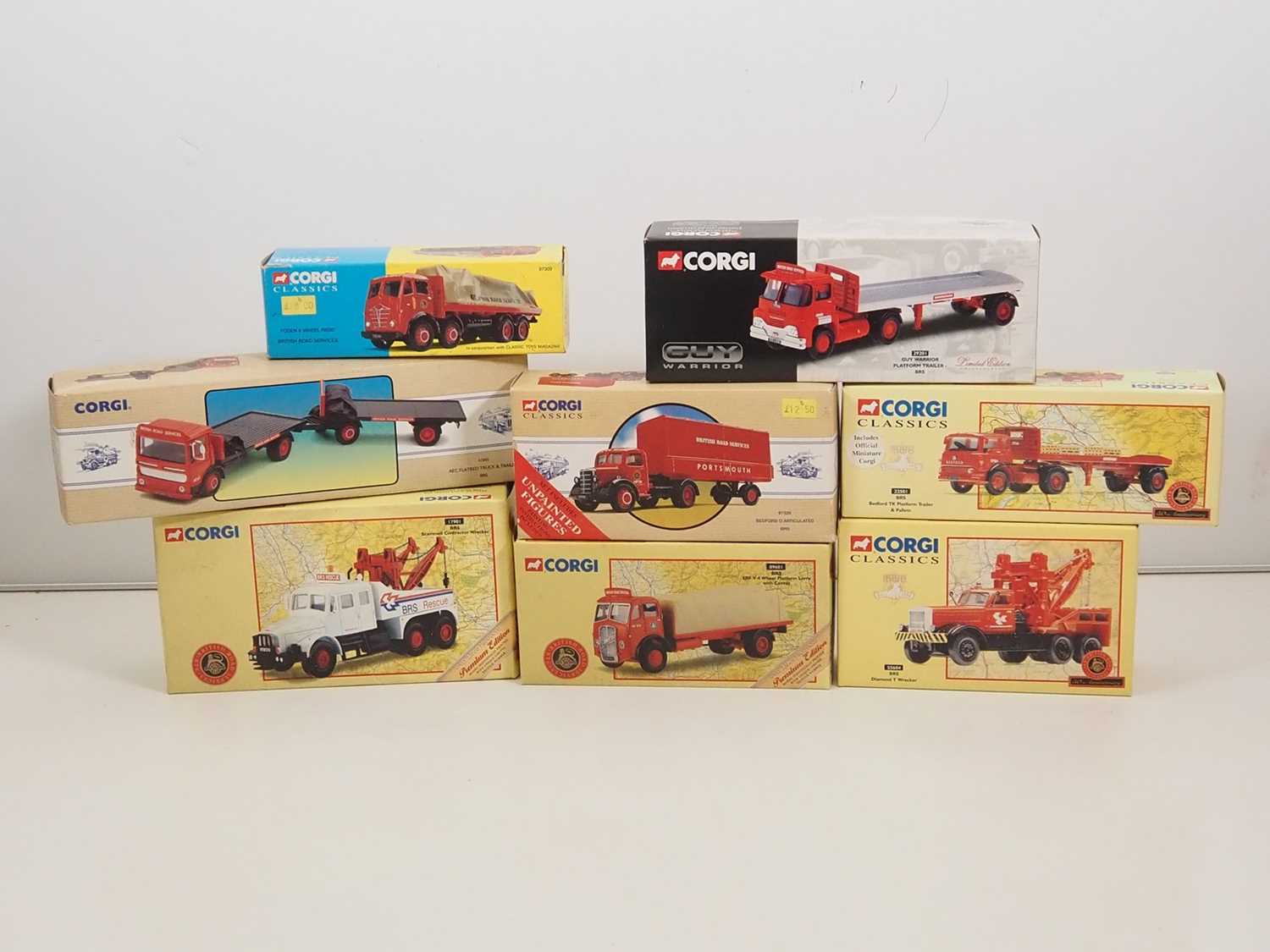 Lot 7 - A group of CORGI CLASSICS rigid and...