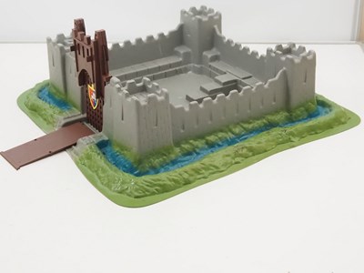 Lot 144 - A BRITAINS 'Knights of the Sword' Lion Castle...